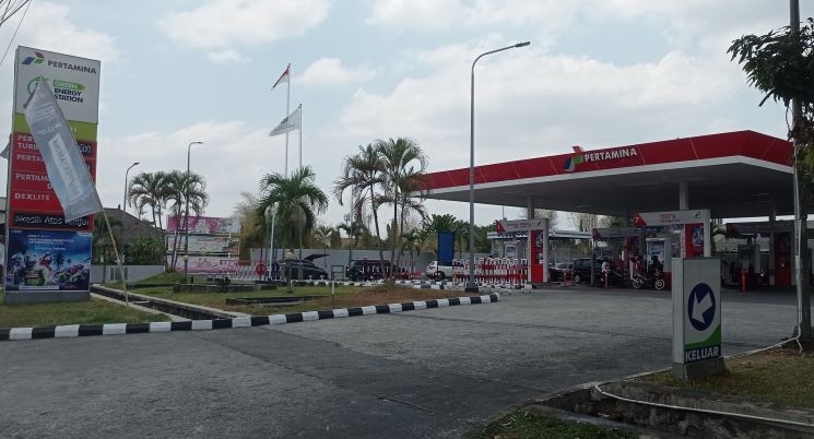 Antrean BBM di Jateng dan DIY Meluas, Pertamina Jamin Pasokan Aman