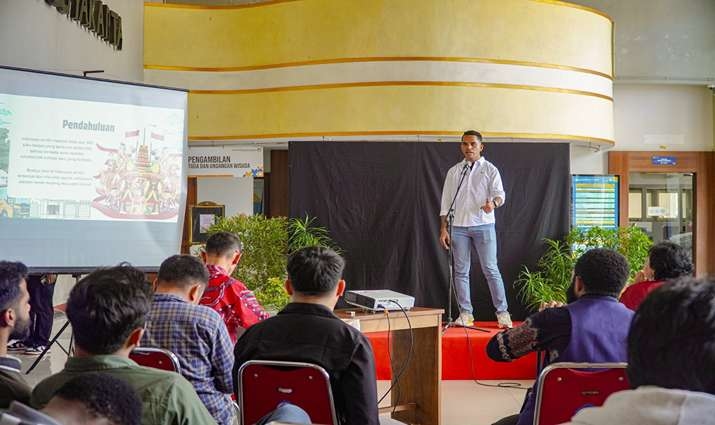 Mahasiswa Internasional UAJY Bagikan Pengalaman Liburan dalam Holiyay Competition 