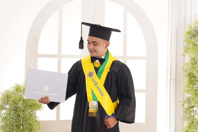 Sosok Muhammad Rizky Perwira Zain, Raih Gelar Master UGM di Usia 22 Tahun 