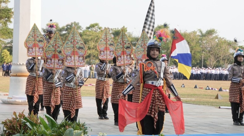 Penampilan Polisi Cilik di Upacara Penurunan Bendera Pemkab Kulon Progo Pukau Masyarakat 