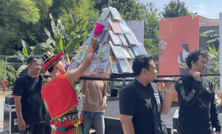 Ribuan Karya Puisi Ramaikan Festival Sastra Yogyakarta 