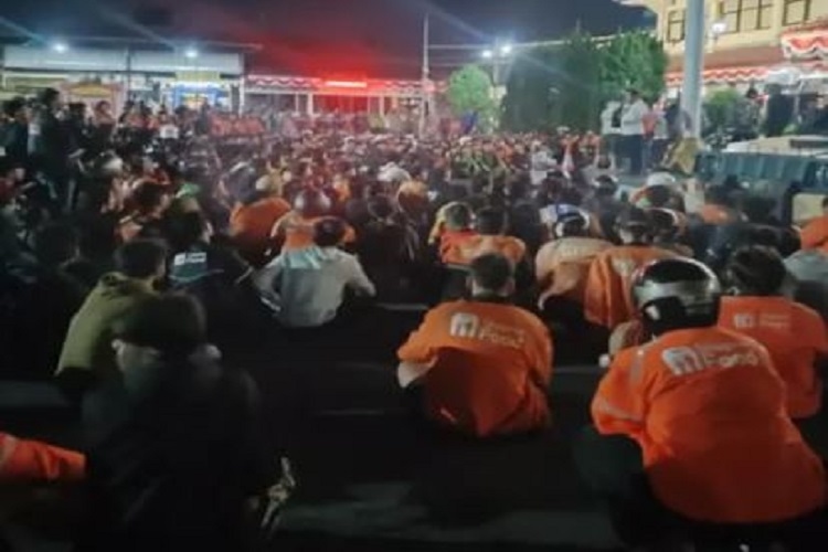 Kronologi Ribut-ribut Driver ShopeeFood dan Pelanggan di Sleman, Picu Aksi Penggerudukan Driver ke Rumah Pelanggan