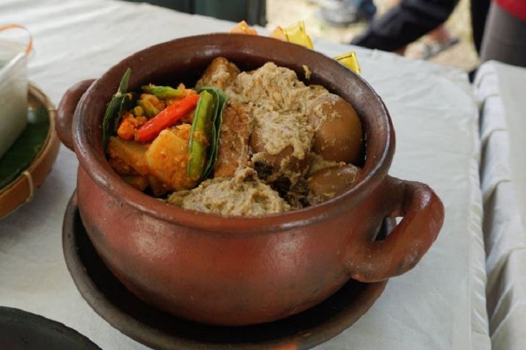 Nikmatnya Gudeg Jantung Pisang Khas Jogja, Dinamakan sebagai Gudeg Koroner, Kenapa?