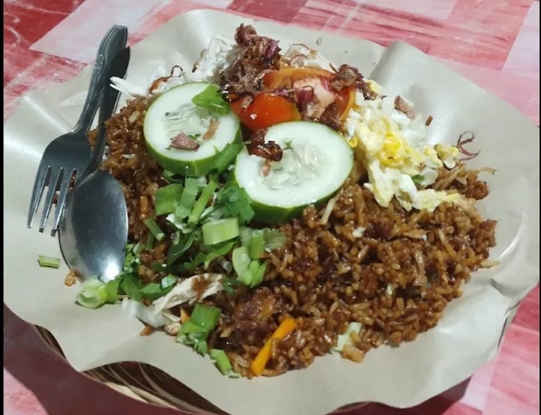 Kuliner Nasi Goreng Bu Siti Godean, Porsinya Jumbo Cuma Bayar Lima Ribu Saja