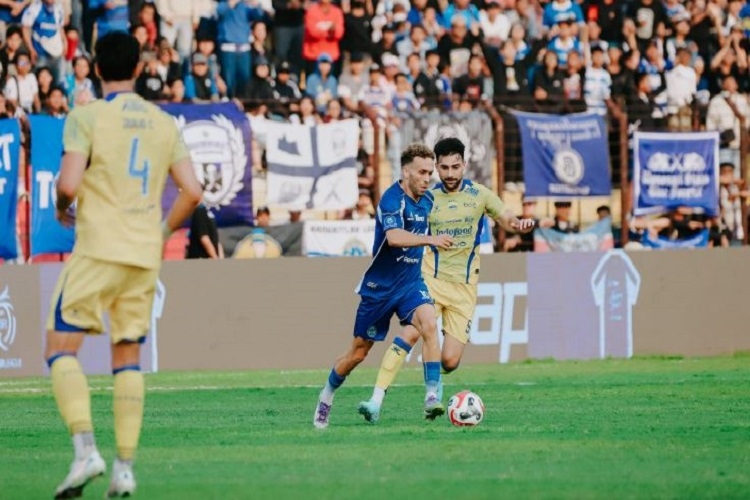 Bermain Imbang 1-1 dengan Persib, Pelatih PSIM Jogja Jean-Paul van Gastel Soroti Perpanjangan Waktu yang Terlalu Lama