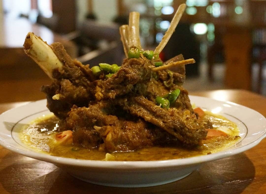 Tengkleng Gajah Jogja, Santapan Kuliner Porsi Jumbo yang Bikin Nagih