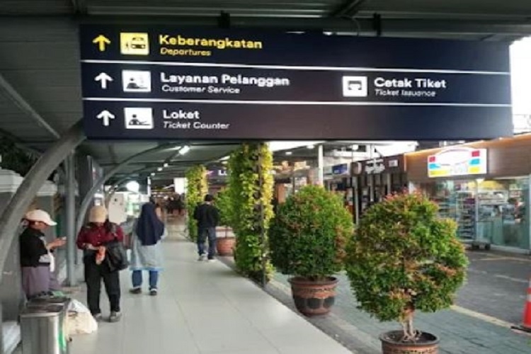 Daftar 44 KA Jarak Jauh Berhenti Luar Biasa di Stasiun Lempuyangan Yogyakarta, Senin 1 September 2025 