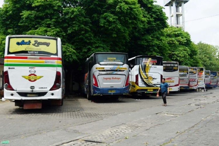 Jadi Tempat Parkir Bus-bus Besar Pariwisata, Area Parkir Terminal Giwangan Direnovasi dengan Anggaran Rp2,8 Miliar