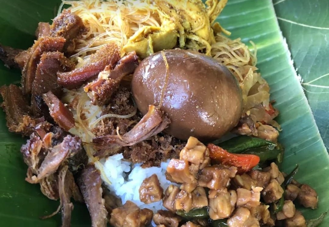 Sego Berkat Mbak Ning, Cara Menikmati Kuliner yang Khas dan Tradisional di Wirobrajan