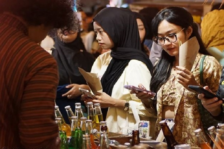 Pasar Kangen Jogja 2025 Resmi Dibuka, Menikmati Kuliner Tradisional dengan Nuansa Jadul Tempo Dulu