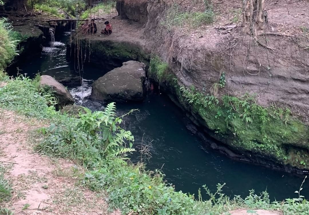 Kebon Tamantirto,Spot Refresing dengan Suasana Asri Sungai di Bantul
