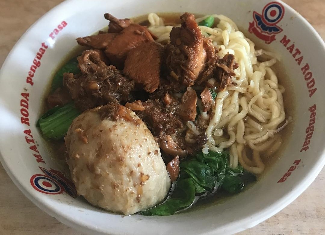 Mie Ayam Miroso Lek Giar, Rasa Otentik dan Banyak Variasi Toping
