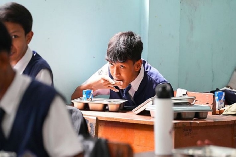 Guru Besar UGM: MBG Sebaiknya bagi yang Benar-benar Membutuhkan