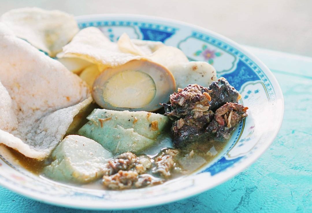 Lontong Opor Bu Rini, Kuliner Pagi di Alun-alun Kidul Jogja