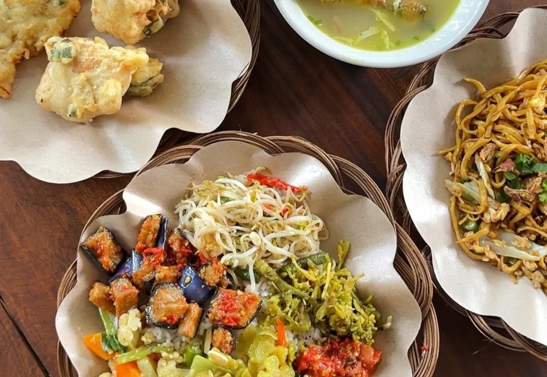 Prasmanan Sobho Sawah,  Spot Makan Menu Prasmanan View Sawah