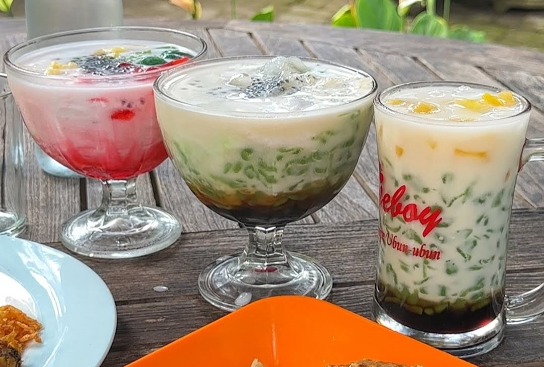 Griya si Geboy, Kedai Legendaris Sajikan Menu Aneka Cendol yang Segar 