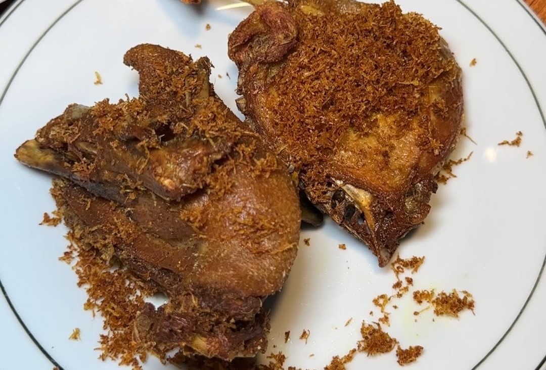 Warung Bebek Bejo Jombor, Kuliner Bebek Goreng yang Gurih dan Menggoda