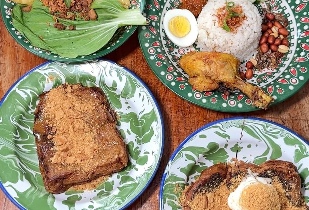 Nongkrong Asik di Little Tiam Deresan, Ada Menu Kopi,Roti, Mie, dan Nasi