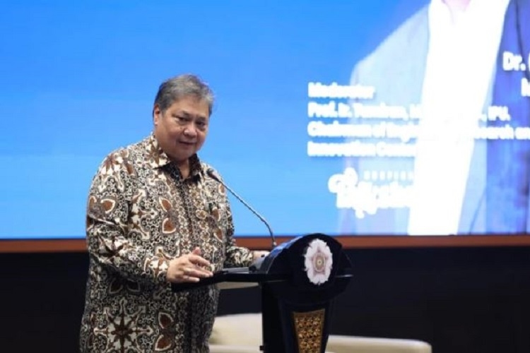 Menko Perekonomian Airlangga Hartarto Ungkap Pemerintah Siapkan Skema 100 Ribu Peserta Magang untuk Serap Tenaga Kerja Muda