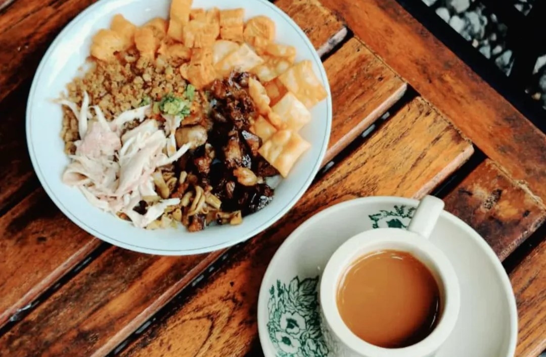 Kedai Makmur, Spot Sarapan yang Sajikan Aneka Kuliner Khas dan Otentik 