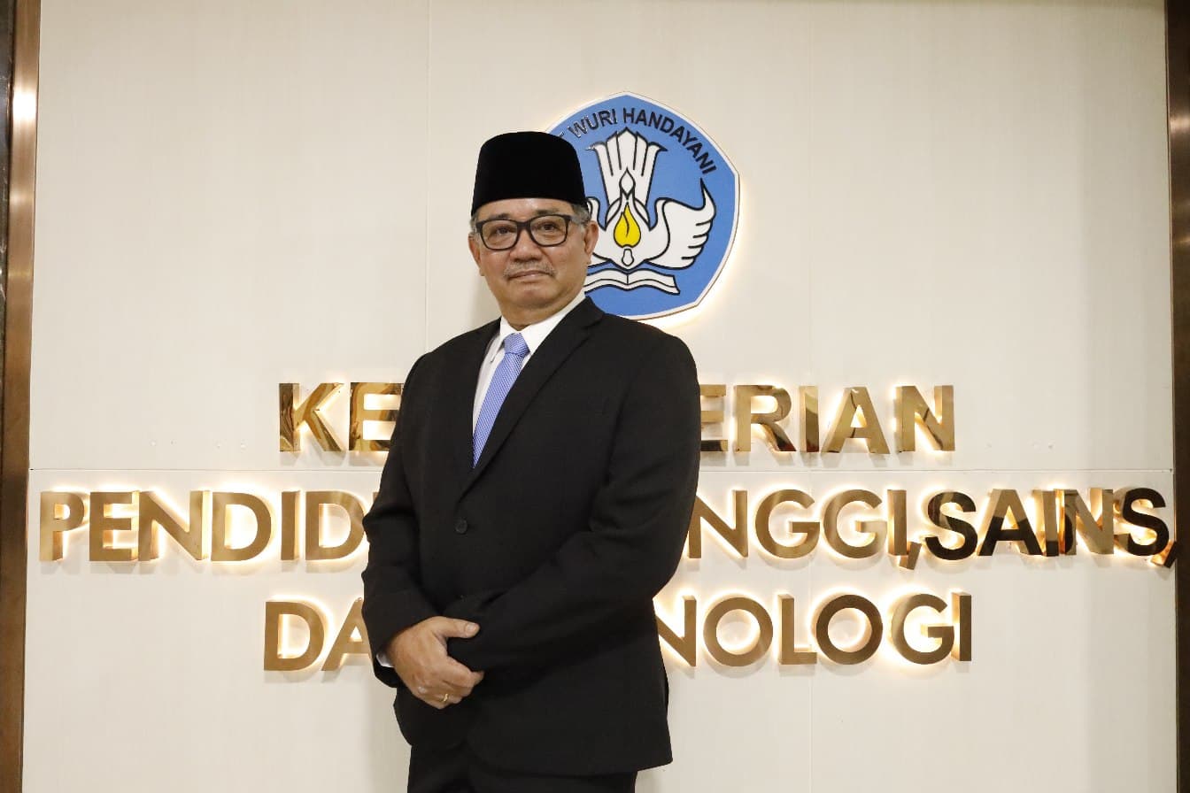 Ridho Kresna Wattimena Resmi Dilantik Jadi Rektor UPN Yogyakarta 