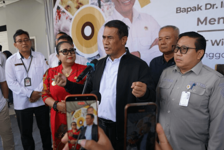 Ke Gunungkidul, Menteri Pertanian Amran Sulaiman Pastikan Kesiapan Lahan Jagung 9,5 Hektare 