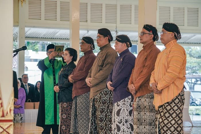 Selain Sekda, Gubernur DIY Juga Lantik Pejabat Pratama yang Lain, Siapa Saja?