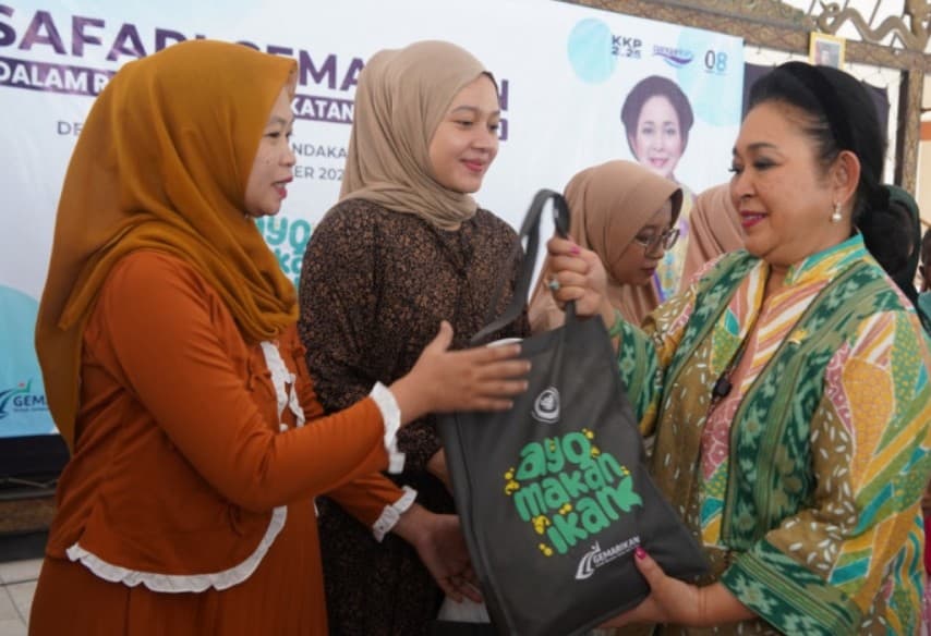 Ketua Komisi IV DPR RI Titiek Soeharto Ajak Masyarakat Bantul Gemar Makan Ikan