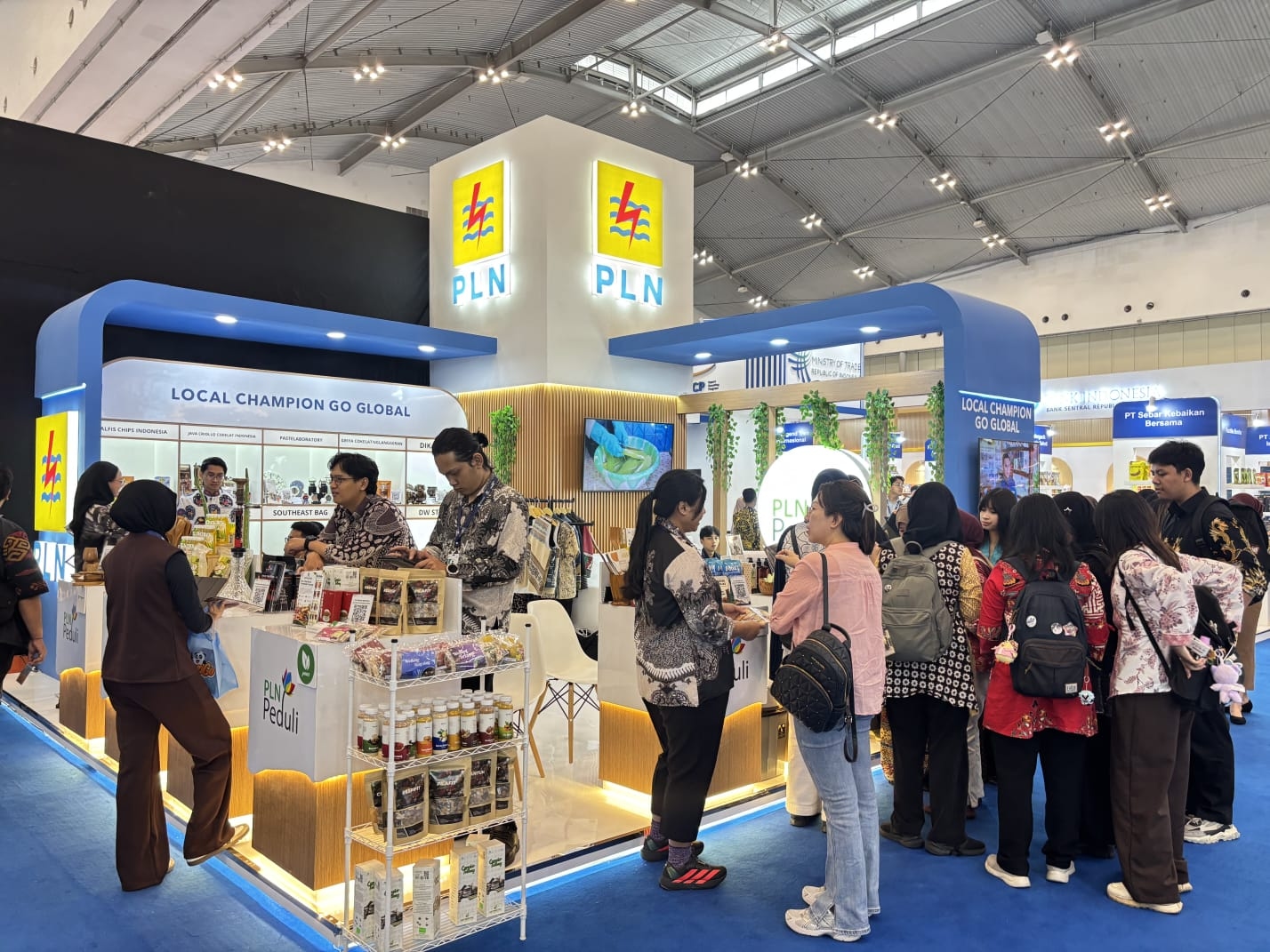 16 UMK Binaan PLN DIY Ikuti Trade Expo Indonesia