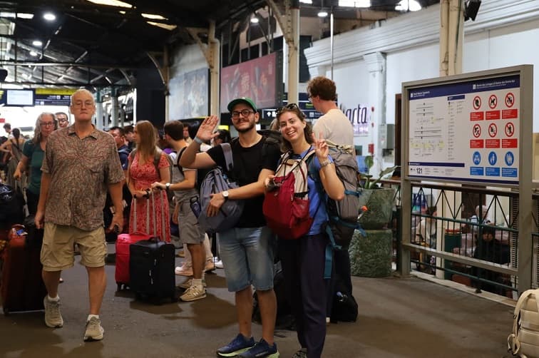 Ratusan Ribu WNA Pilih Naik Kereta ke Jogja-Solo, Stasiun Ini Jadi Favorit