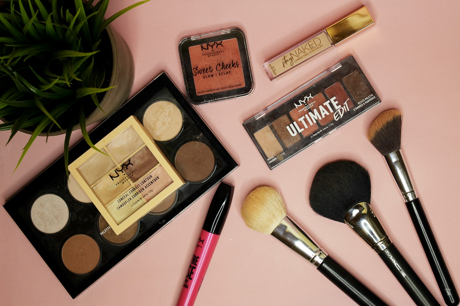 Dosen UMY Ungkap Cara Gampang Kenali Kosmetik Berbahaya, Jangan Tergiur Harga Murah
