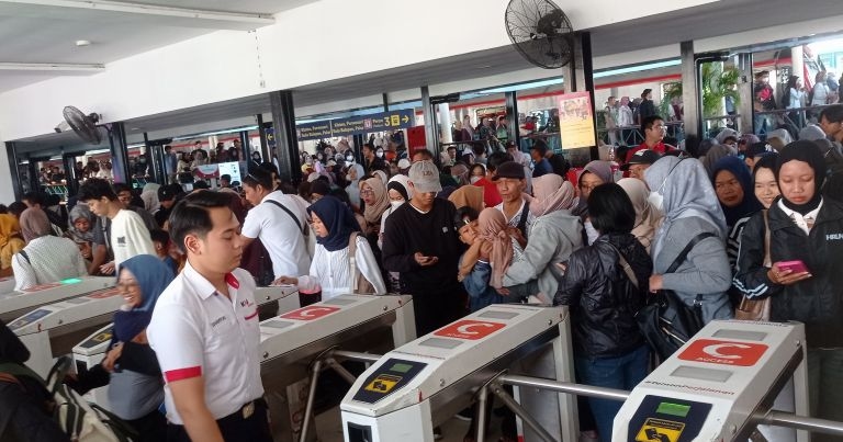Libur Sekolah, 3 Stasiun Ini Catat Volume Penumpang Commuter Line Terbanyak