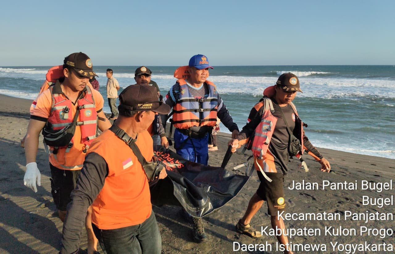 Anak 8 Tahun Terseret Ombak di Pantai Goa Cemara Ditemukan Meninggal
