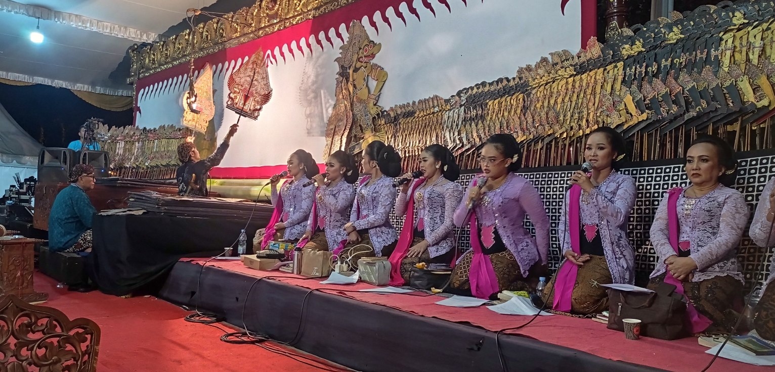 Rangkaian HUT Ke-81 Indonesia, PT TWC Suguhkan Wayang Kulit dengan Lakon 'Wahyu Katentreman', Solidaritas Bencana NTT