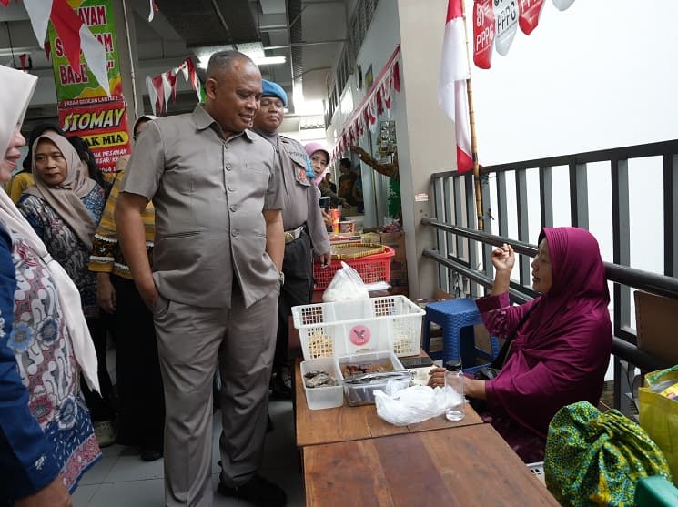 Bupati Sleman Imbau Pedagang Pasar Godean Berani Laporkan Hal Ini....