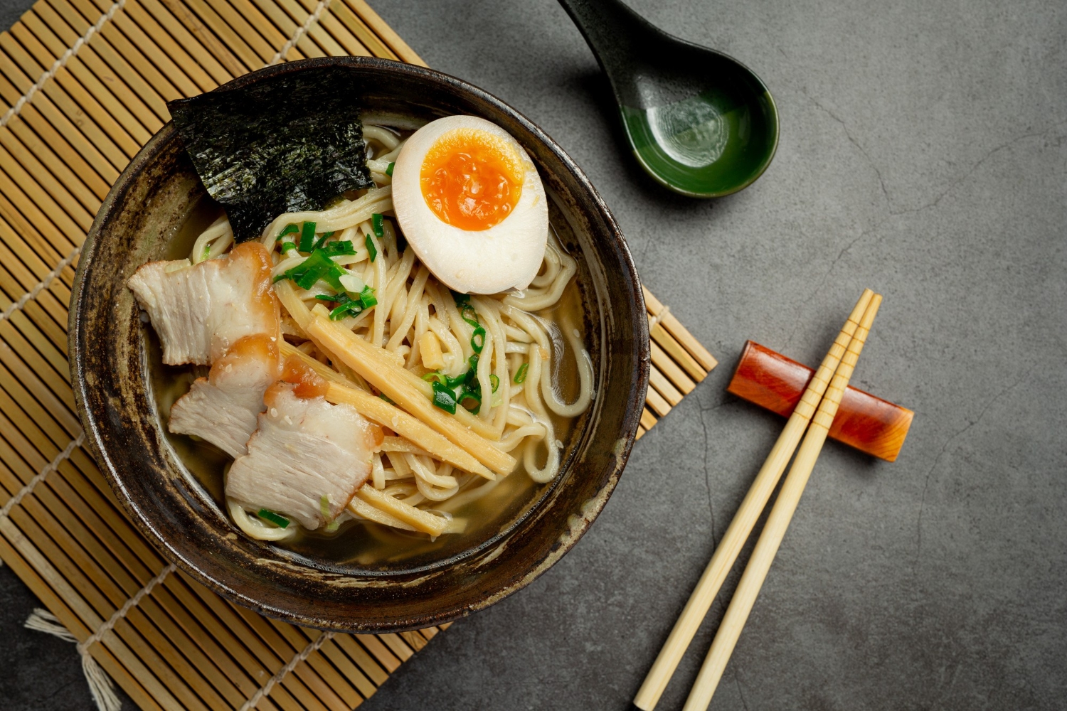 Penelitian UGM Ungkap Makanan Favorit jadi Self Reward Gen Z