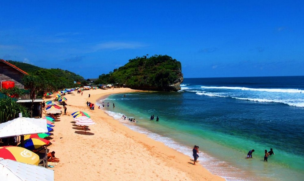 Pantai Indrayanti Jogja: Paket Komplit Buat Liburan Asik dan Estetik