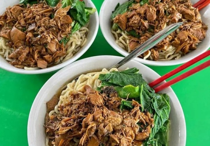 Bikin Candu, Rasa Manis yang Khas dan Otentik Mie Ayam Tumini