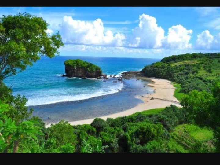 Pantai Jungwok, Spot Hidden Gem di Gunungkidul yang Bikin Pengen Balik Lagi