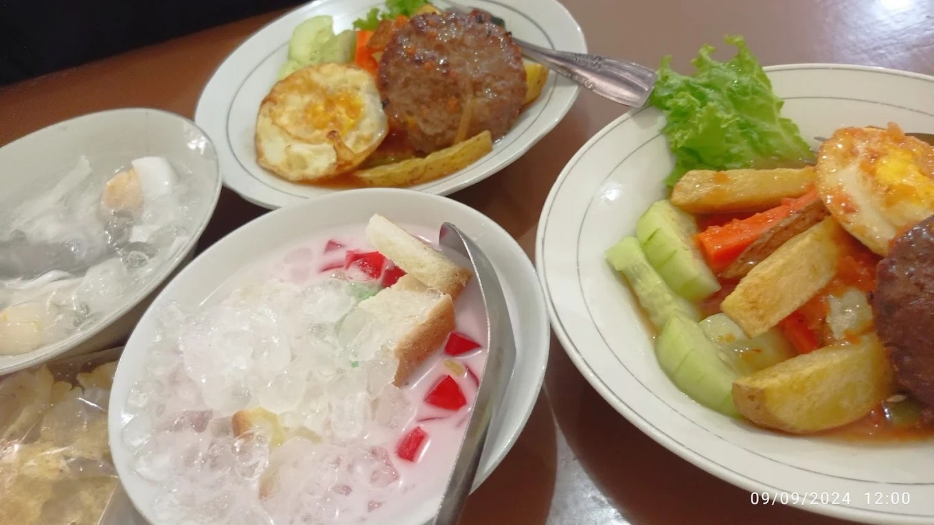 Rekomendasi 5 Tempat Kuliner Buat Kamu yang Turun Stasiun Lempuyangan