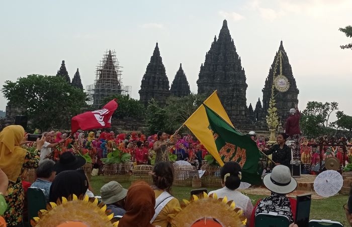 Peringatan Hari Kebaya Nasional 2025 Dipusatkan Di Candi Prambanan, Ada Kegiatan Apa Saja?
