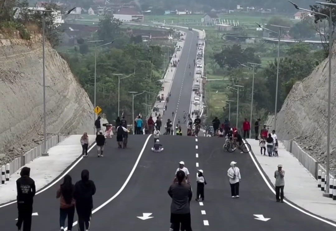 Jalan Baru Sleman - Gunungkidul, Prambanan, Spot Baru yang Cocok untuk Sunmori