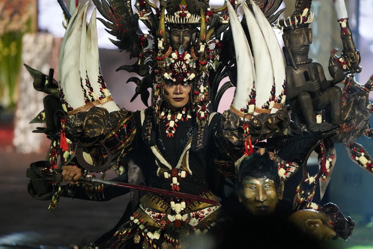Kembang Api dan Fashion Show Jember Fashion Carnaval, Tandai Penutupan Rangkaian Sleman Culture Fest 2025