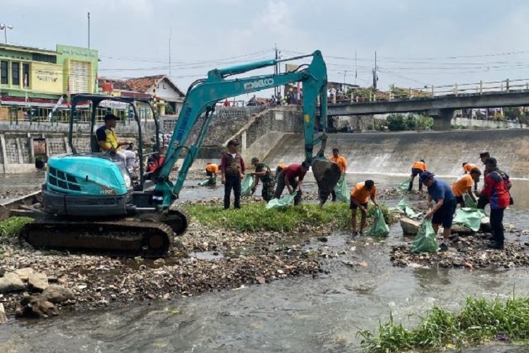 Alami Pendangkalan, Tiga Sungai Besar di Jogja Mulai Dikeruk