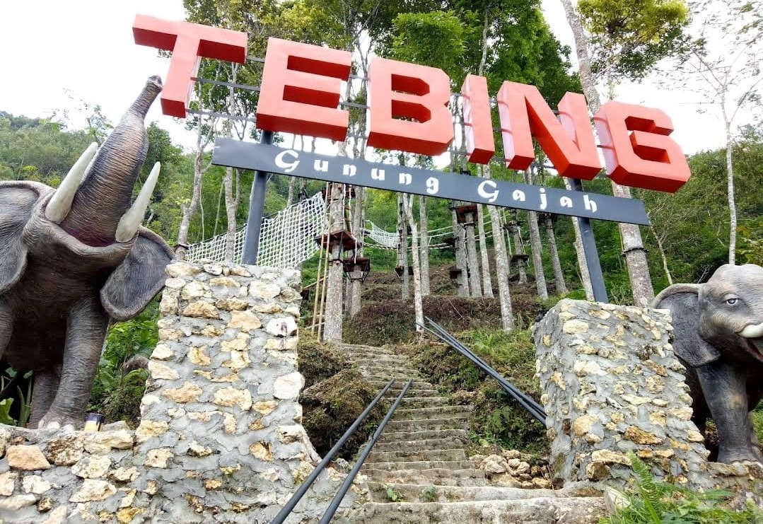 Gunung Gajah, Destinasi Wisata Alternatif dengan View Alam yang Apik di Kulon Progo