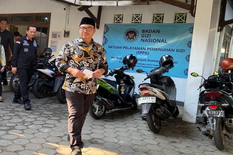 Buntut Keracunan MBG di SMA Teladan, Pemkot Jogja Hentikan Sementara Layanan SPPG