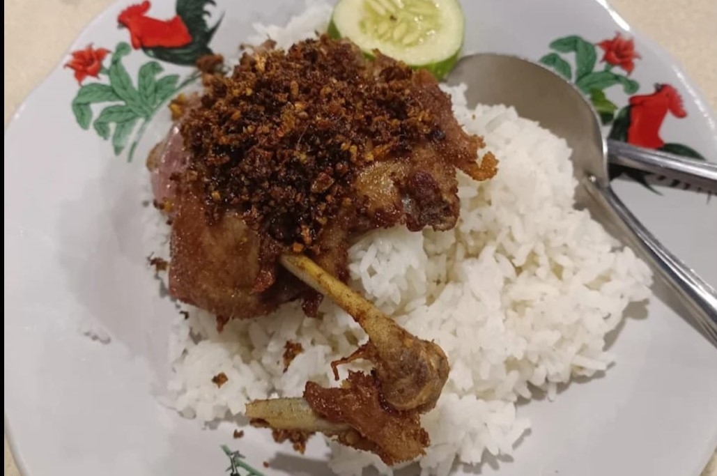 Bebek Rakyat, Kuliner Pecinta Bebek Goreng di Godean