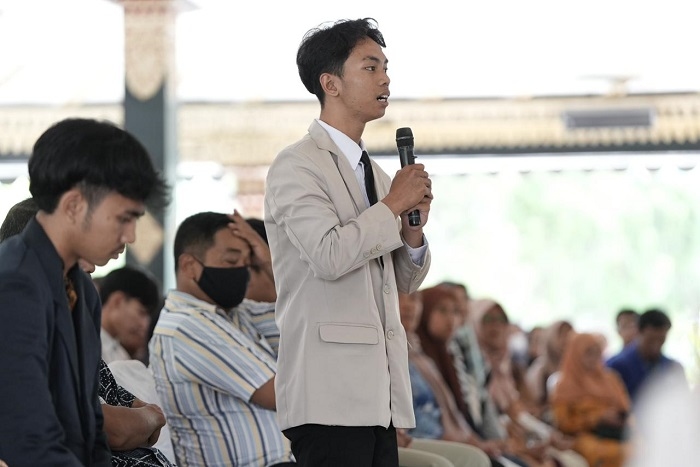 Sejumlah Penerima Beasiswa Sleman Pintar 2022, Telah Menyelesaikan Kuliahnya