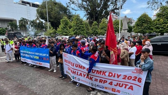 Buruh Jogja Desak Revisi UMP 2026, Tuntut Minimal Upah Rp 4 Juta